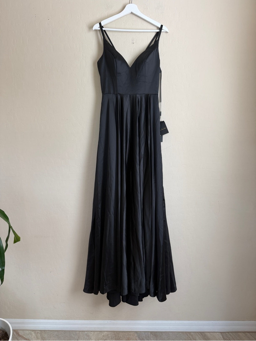 Elegant Black Deep V Neck Prom Satiny HOCO Strappy Evening Dress Women’s 8